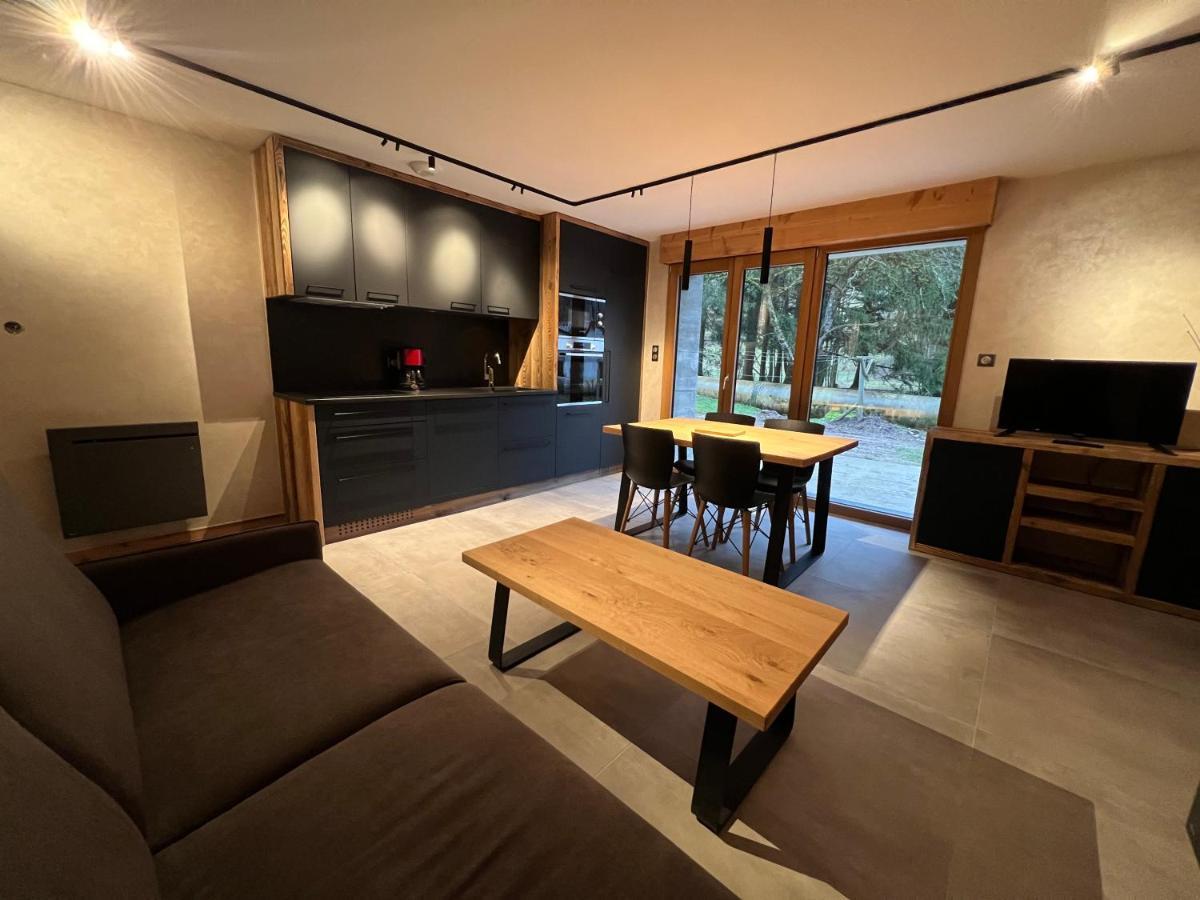 小罗切公爵酒店 Rochesson 外观 照片
